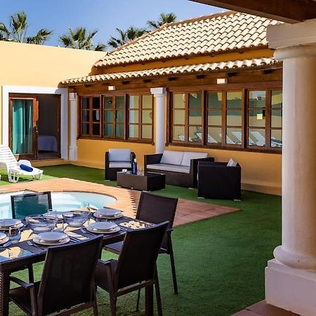 Villa Helen - Heated Pool Wifi Smarttv Barbecue Corralejo Extérieur photo